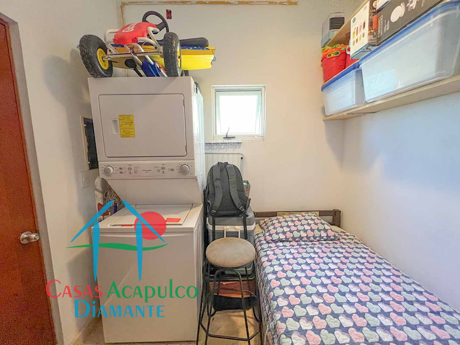 Pacífico Diamante Timón PH 1 - Cuarto de servicio 2